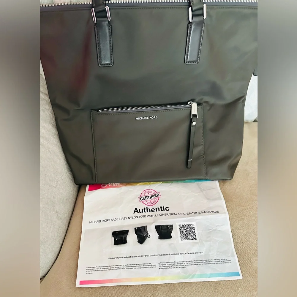 Michael Kors Sage Gray Nylon Tote Bag + COA - Picture 7 of 12